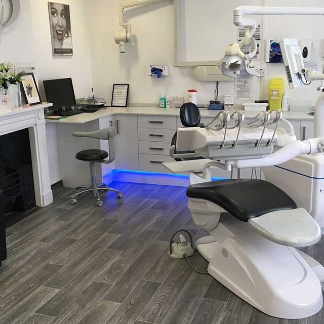 crewe-dental-care-dentist-office