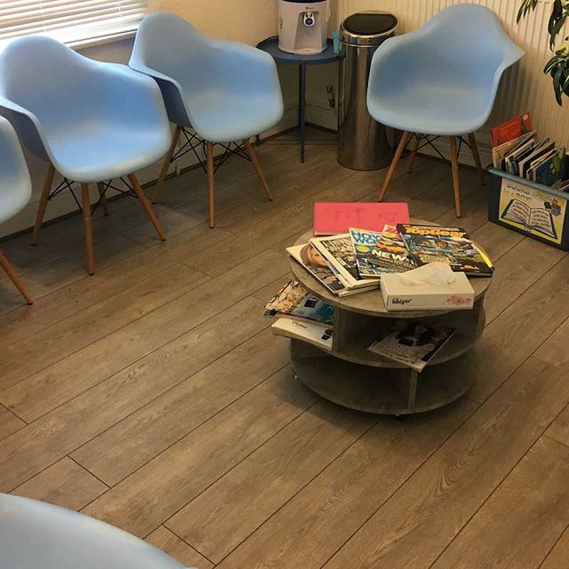 crewe-dental-waiting-room-chairs